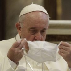Paura nella Chiesa, Papa Francesco sottoposto a tampone?