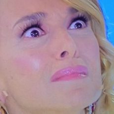 Barbara D’Urso, è vero che verrà sostituita in un programma?