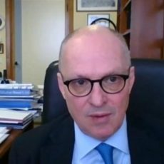 “Nuovo lockdown a marzo per colpa della variante inglese”, Ricciardi allarma l’Italia