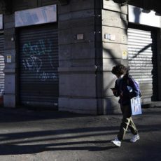 Addio zona gialla: chiusure e restrizioni ancora per molto tempo.