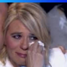 Maria De Filippi scoppia in lacrime